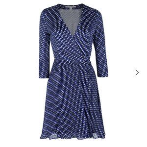 Diane von Furstenberg Blue Printed Silk Irina Wrap Dress